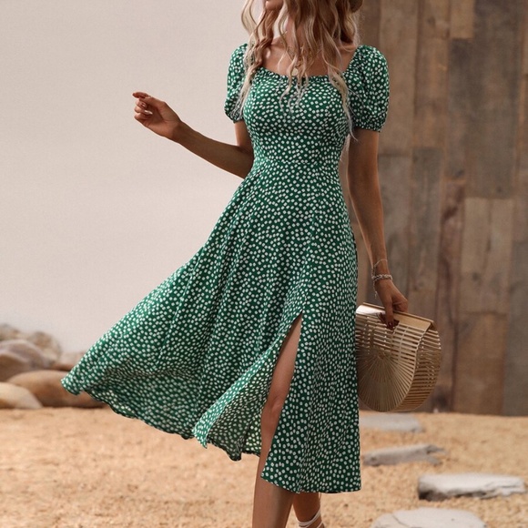 Bohemian Floral Print Puff Sleeve Midi Dress - Picture 2 of 13